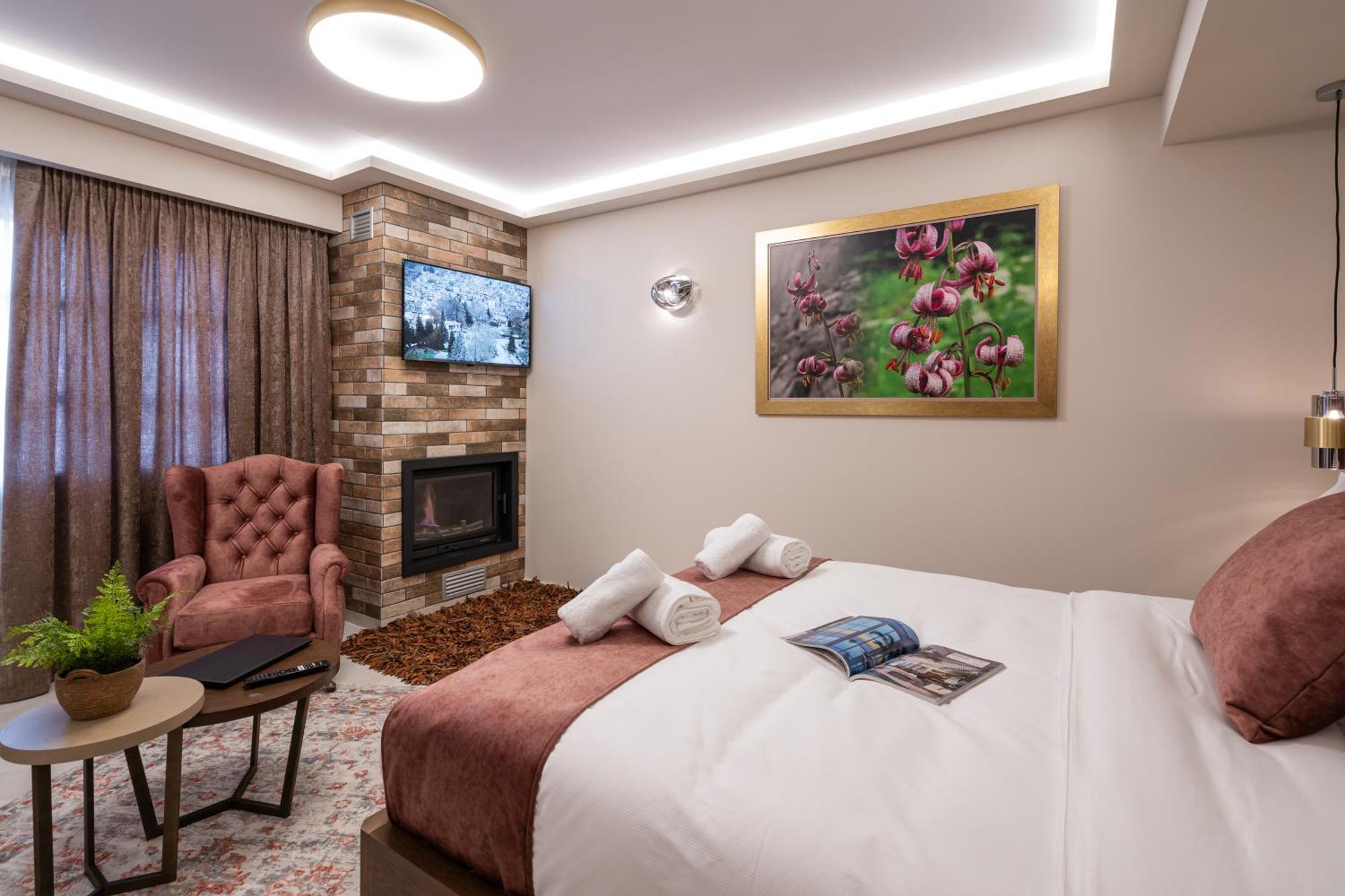 Floara Di Munte Forest Luxury Suites Metsovo Esterno foto